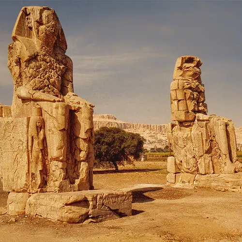 Legends of Colossi of Memnon